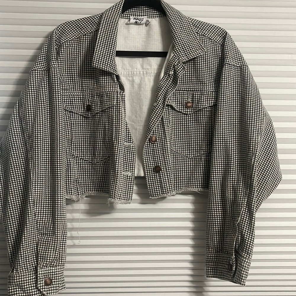 Princess Polly Houndstooth Cropped Jacket